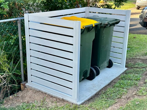 Under stairs - Wheel Bin with custom screening