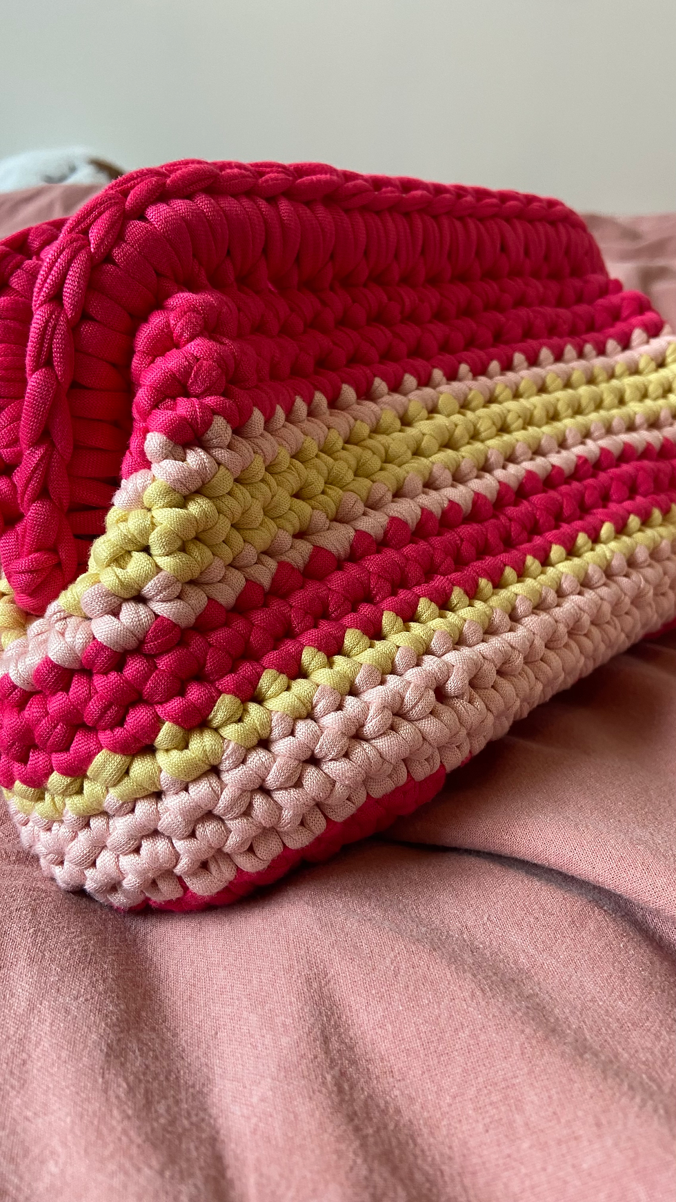 Miniature : Sac Tricolore en Crochet avec Armature
