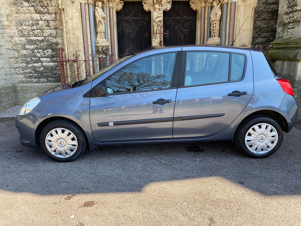 Thumbnail: 06 RENAULT CLIO 1.2   16v 75  EXPRESSION 
