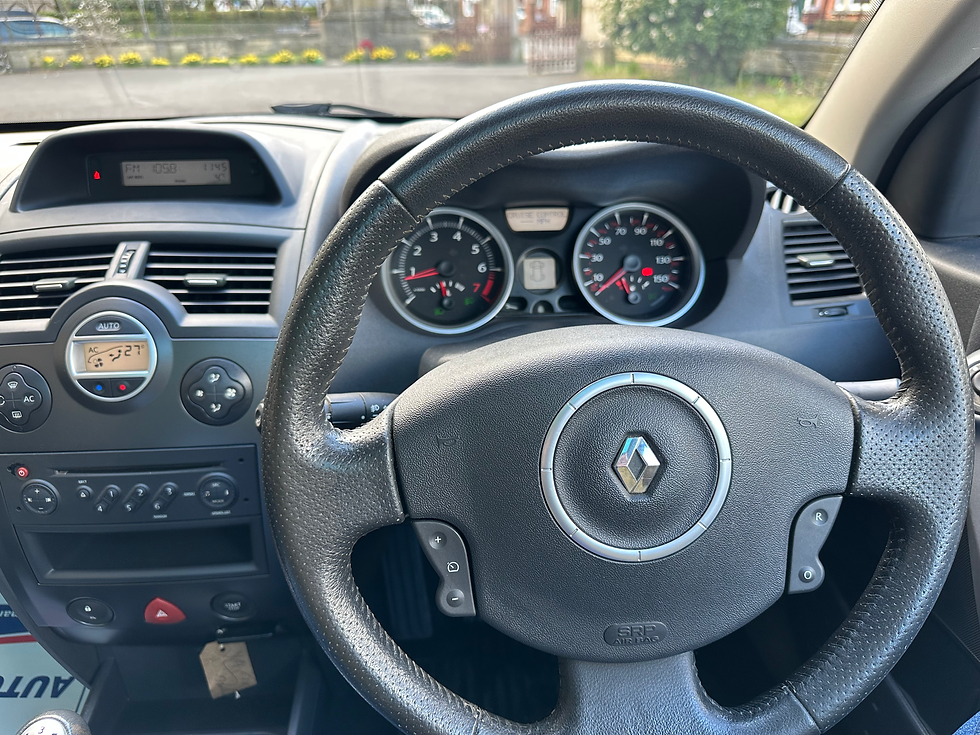 Thumbnail: 08 RENAULT MEGAN KARMIN CONVERTIBLE 1.6 VVT 