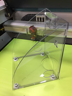 Usinage montage plexi