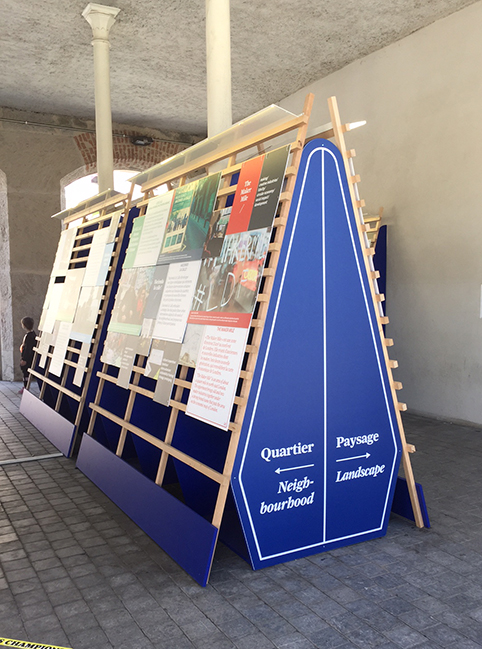 Biennale Panneau Exterieur
