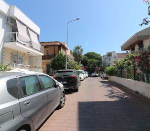 Denize 200 metre ev Didim