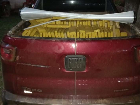 Policiais perseguem 'comboio da maconha' e apreendem de quase 3t