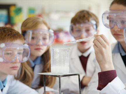 A partir de hoje, 23 de julho de 2025, os professores, estudantes e até escolas que participaram do PIEC, ganham uma nova ferramenta para comprovar suas atividades.