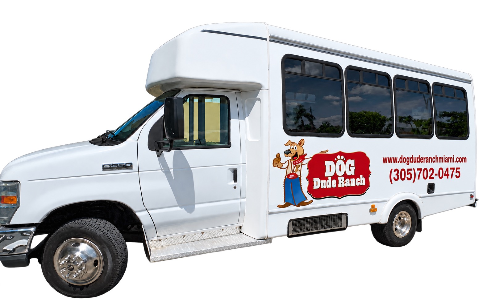 La camioneta de transporte de Dog Dude Ranch