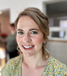 Bridal makeup for a garden wedding