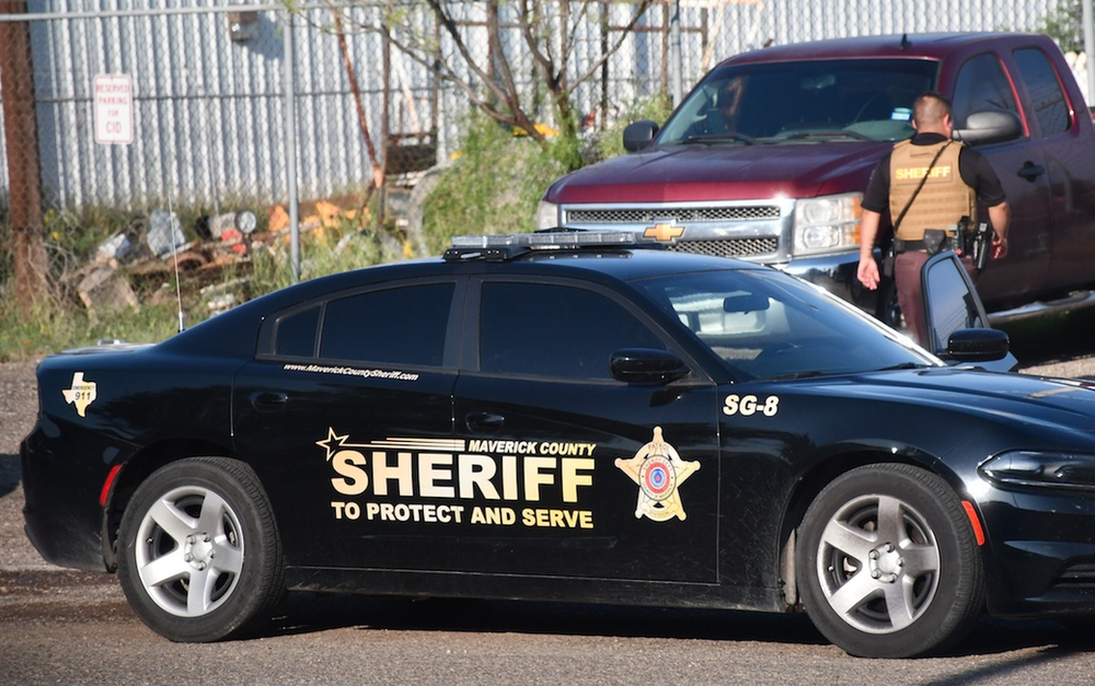 <a href="https://www.epnewsleader.com/post/teen-13-survives-gunshot-to-neck-suspects-in-juvenile-custody" target="_blank">Teen, 13, Survives Gunshot to Neck; Suspects in Juvenile Custody</a>