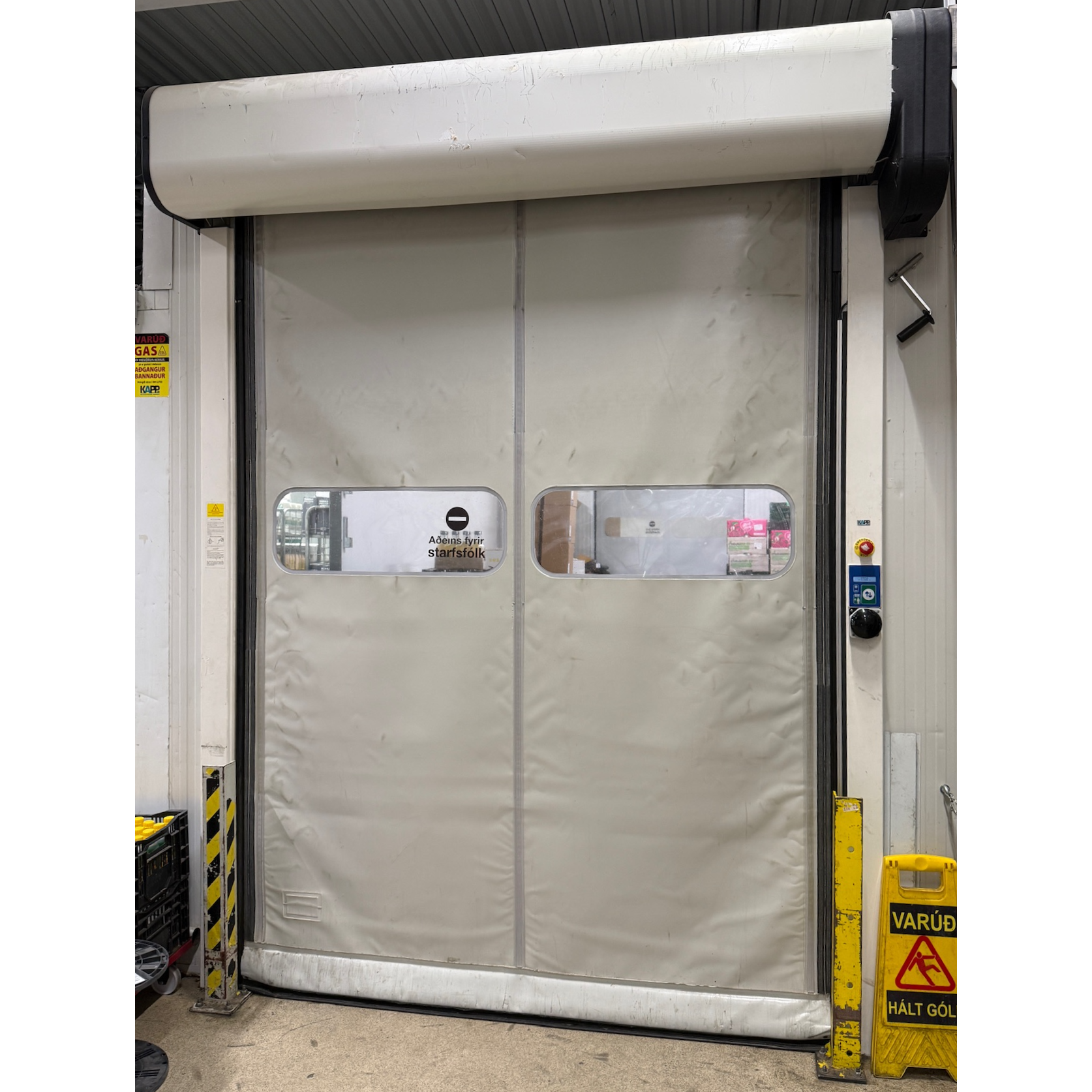 Incold hraðhurð frá Kapp ehf., H310xB230sm.