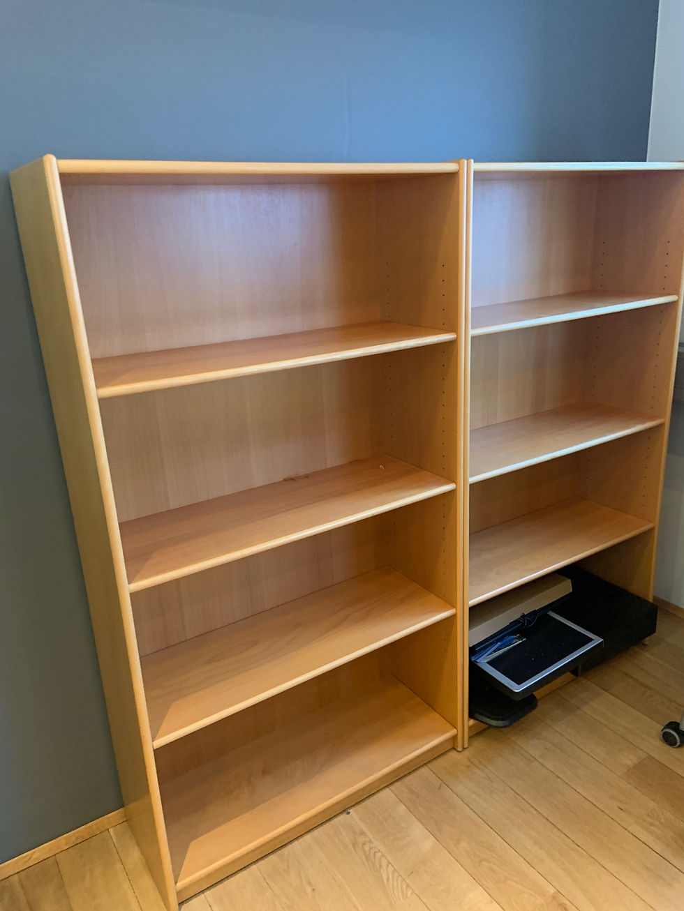 Thumbnail: Endurnýtt/selt-GKS skápar- þrjár gerðir