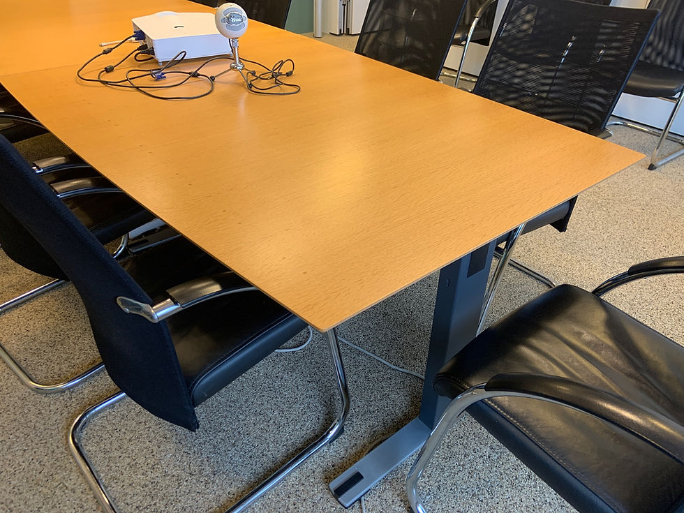 Thumbnail: Selt - Fundarborð 10 manna 310x120