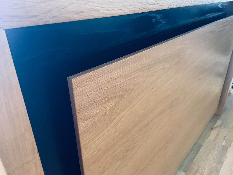 Thumbnail: Selt-Móttökuborð