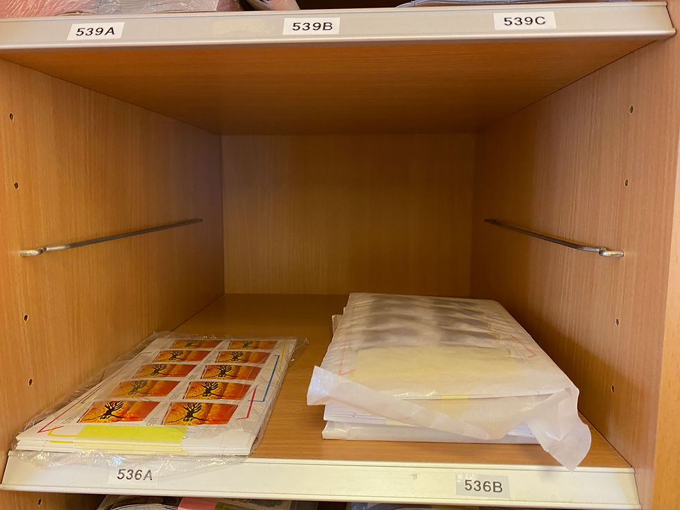 Thumbnail: SELT / SOLD Smáhólfaskápar 30-50 hólf frá AJ vörulistanum