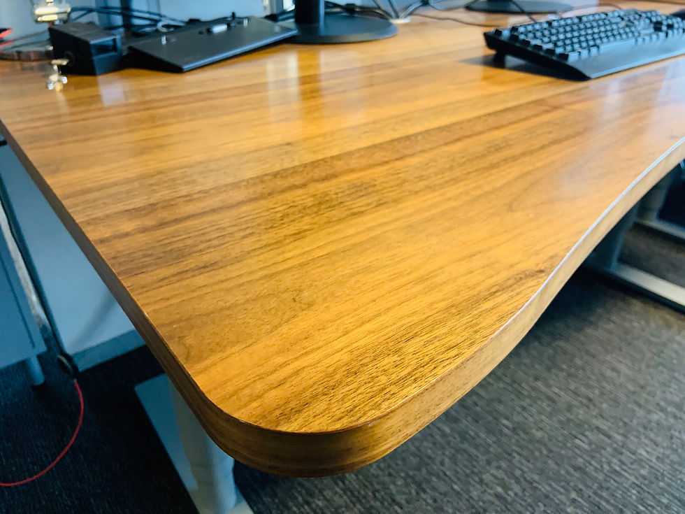 Thumbnail: Selt-Rafmagnsborð frá ÁG - vandaðir gripir