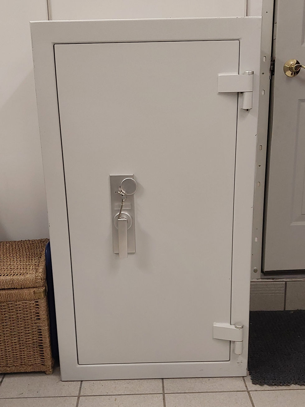 Peningaskápur - skjalaskápur - Egilsstaðir