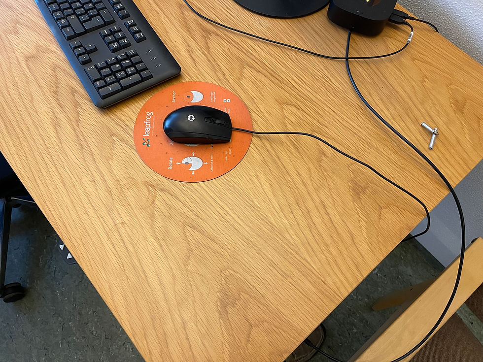 Thumbnail: Selt/Endurnýtt-Rafmagnsborð eik 180x80 Á.Guðmundsson