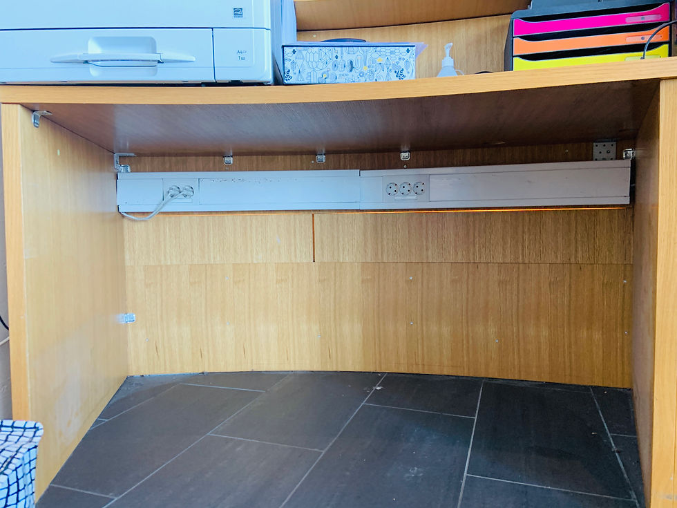 Thumbnail: Glæsilegt móttökuborð m.lýsingu