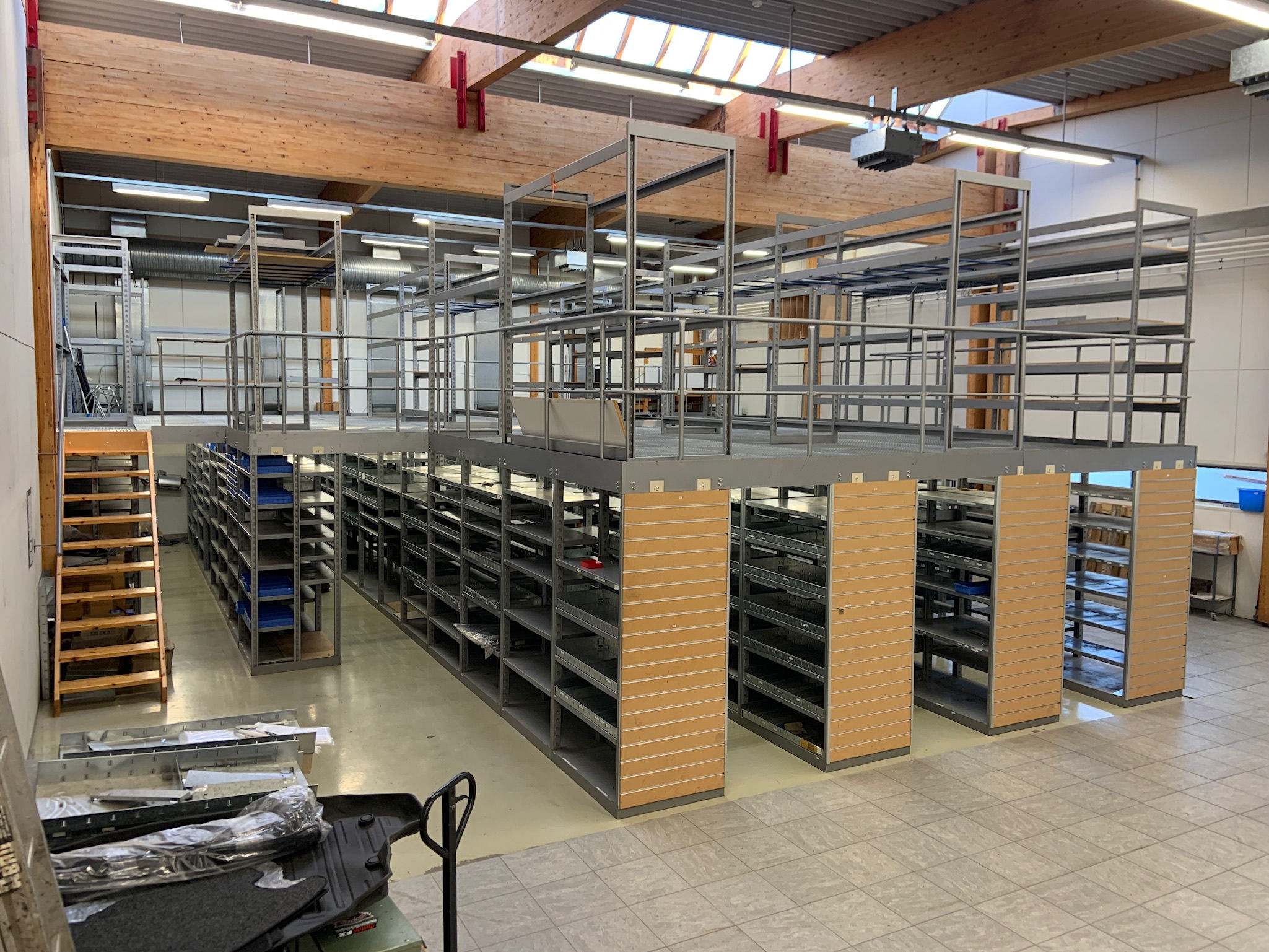 SELT-Hillurekkar með 90fm millilofti