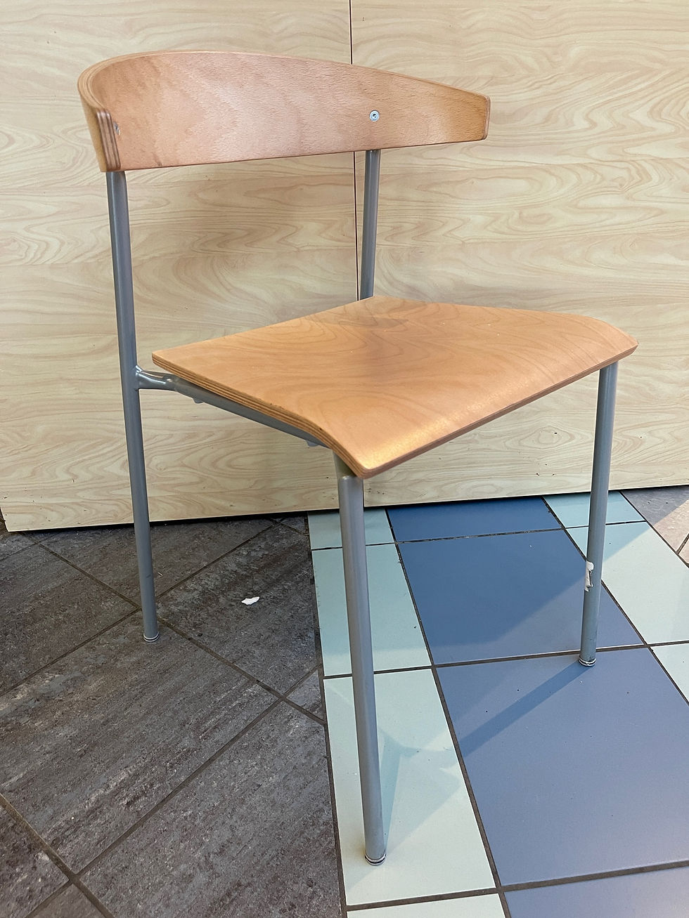 Thumbnail: SELT / SOLD - Eldhús/kaffihúsaborð og stólar - 20 borð 6 stólar