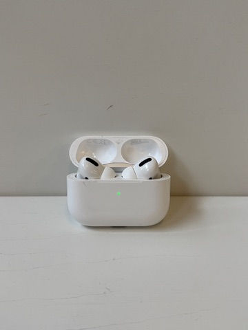 SELT / SOLD Apple AirPods Pro 1, 2nd Gen
