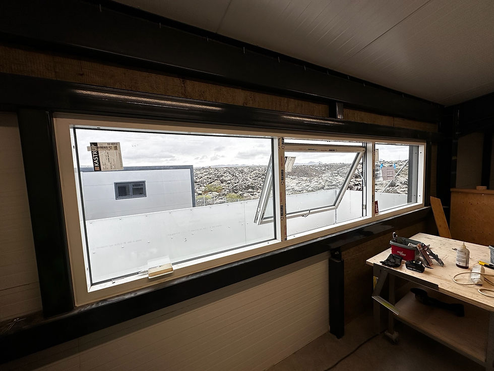 Thumbnail: Gluggastykki með opnanlegu fagi,PVC B~380 x H~100 sm. (5 stk.)