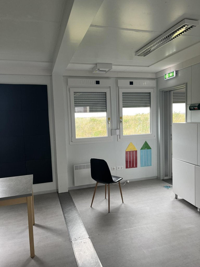 Thumbnail: SELT / SOLD   Gámahús, kennslustofur, vinnubúðir, mötuneyti - 7 einingar WC