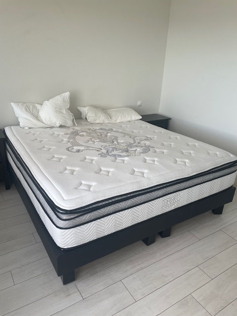 SELT / SOLD Rúm - Svefn og heilsa - 200 * 190