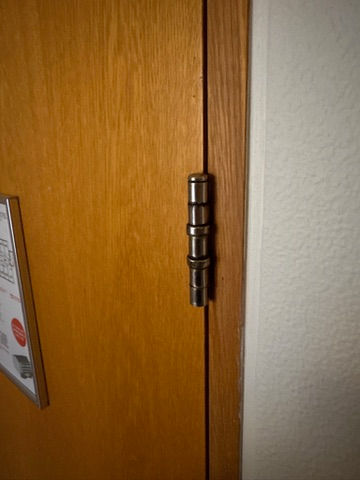 Thumbnail: Viðarhurðar m pumpu og körmum - 12 stk.