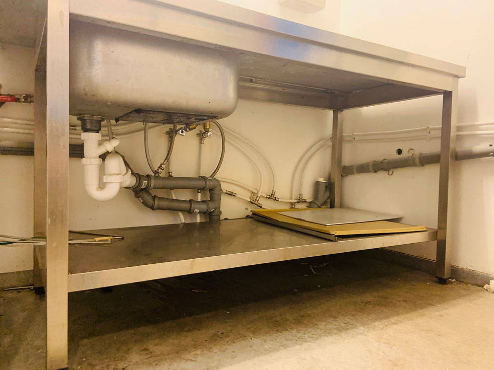 Thumbnail: Selt-Vinnuborð m.vaski 160x75