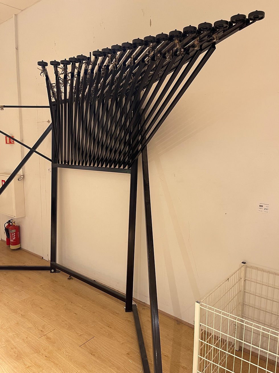 Thumbnail: Selt - sold -Teppagrind