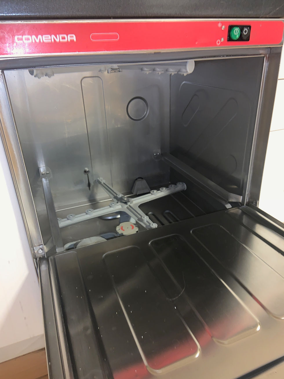 Thumbnail: Selt - Commenta uppþvottavél