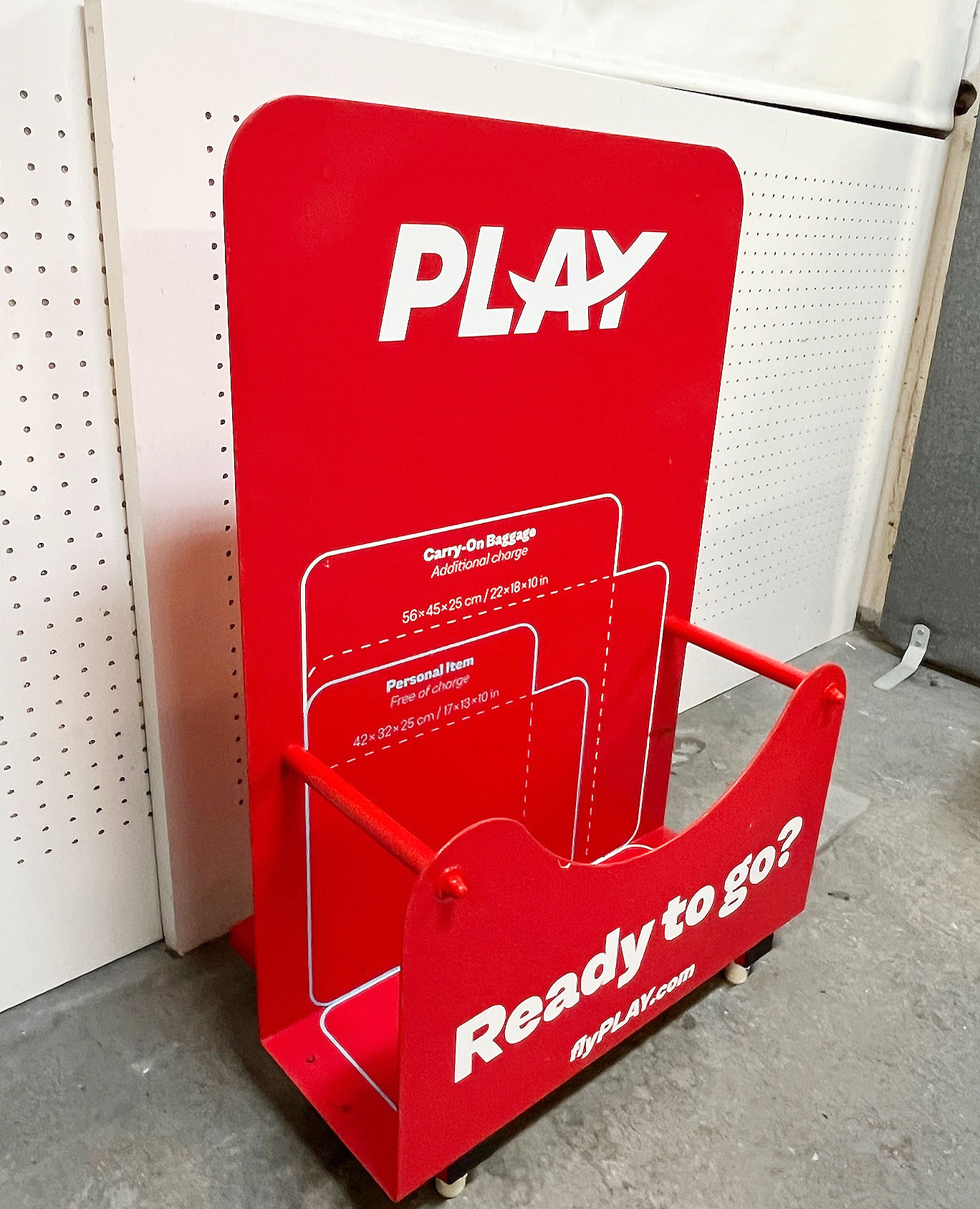 Jólagjöf? Farangurs/blaðabakki, minni gerð - PLAY