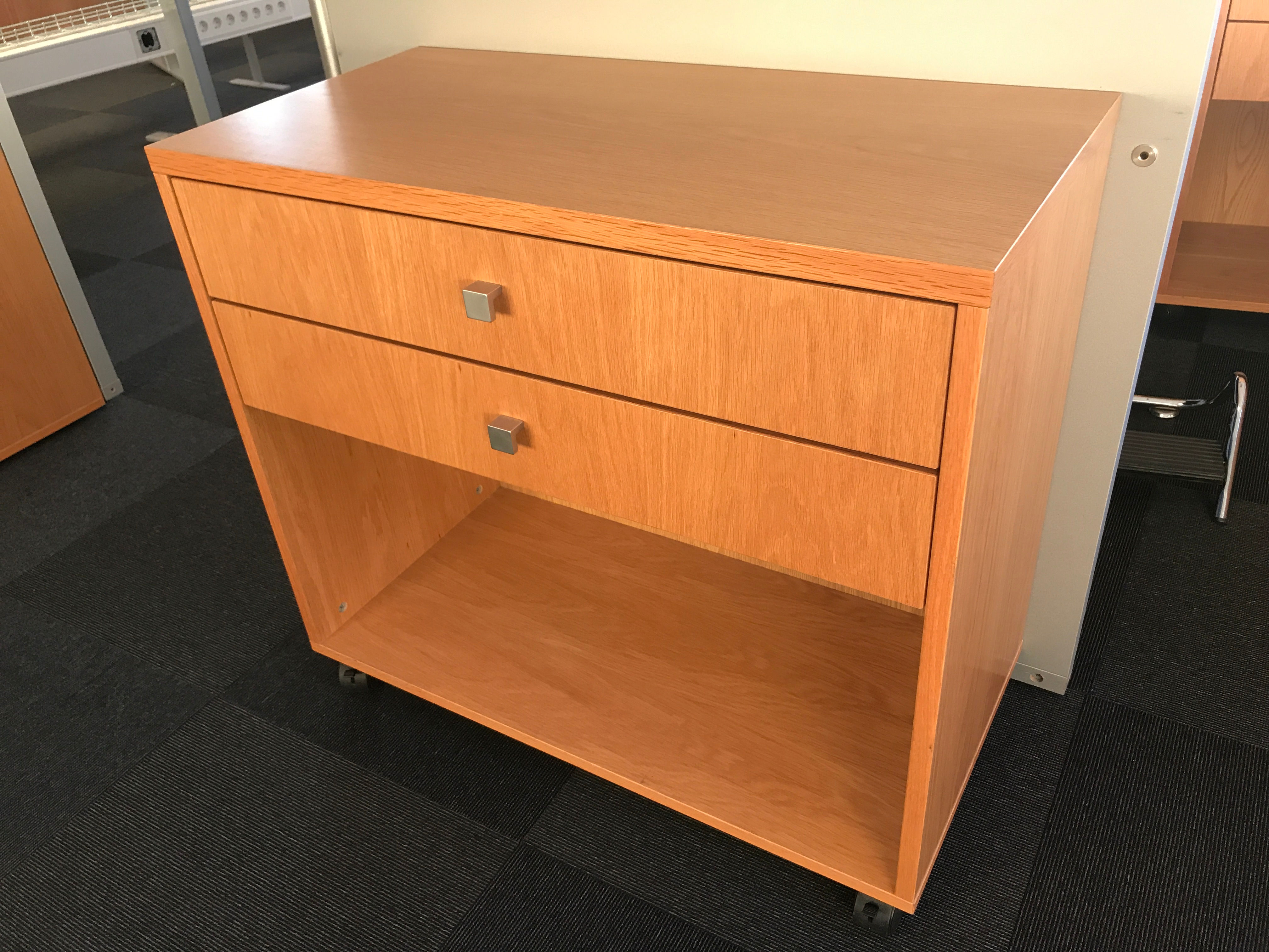 Selt/Endurnýtt-Vandaðir skúffuskápar á hjólum frá Pennanum