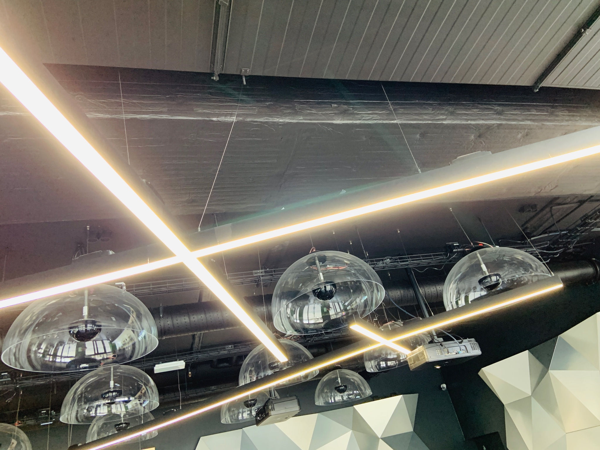 Selt - endurnýtt - LED ljós & Drivers fyrir LED strip