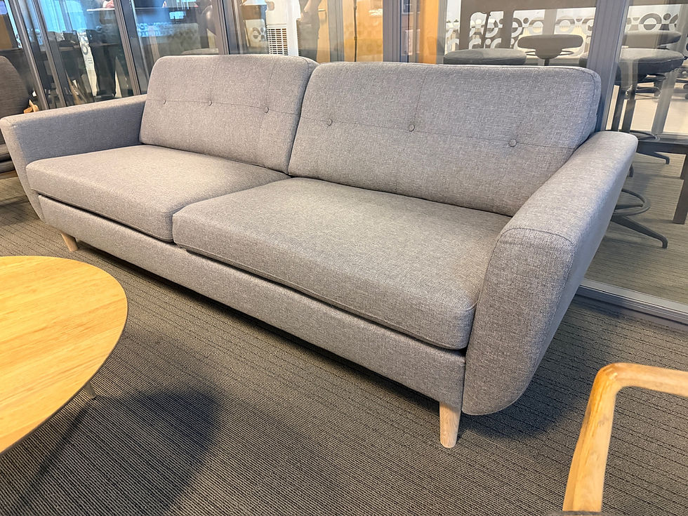 Thumbnail: Lissabon sófi frá Ilvu, B242sm.