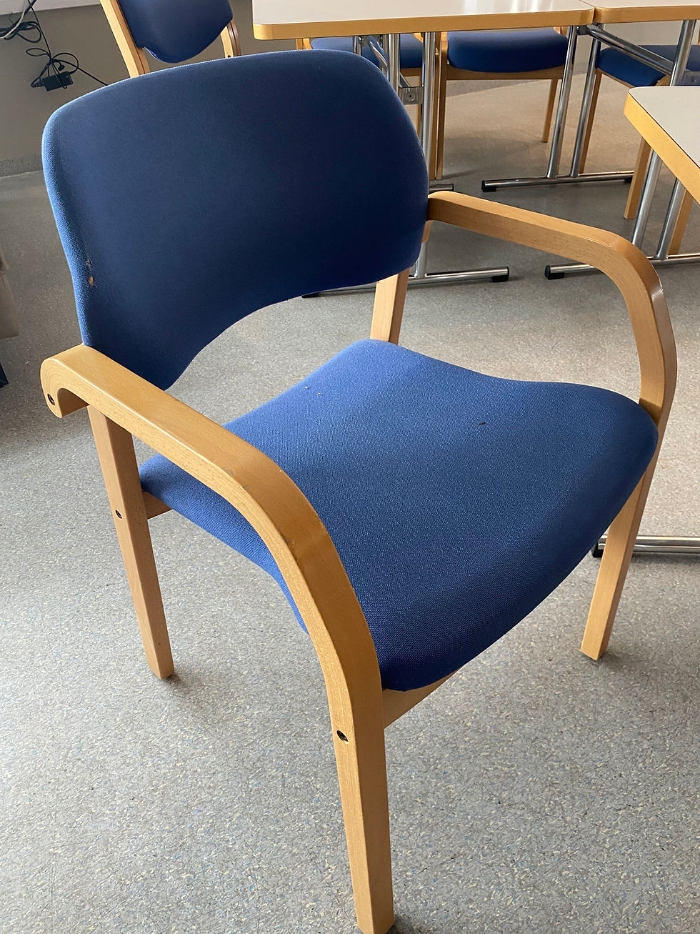 SELT / SOLD Eldhússtólar