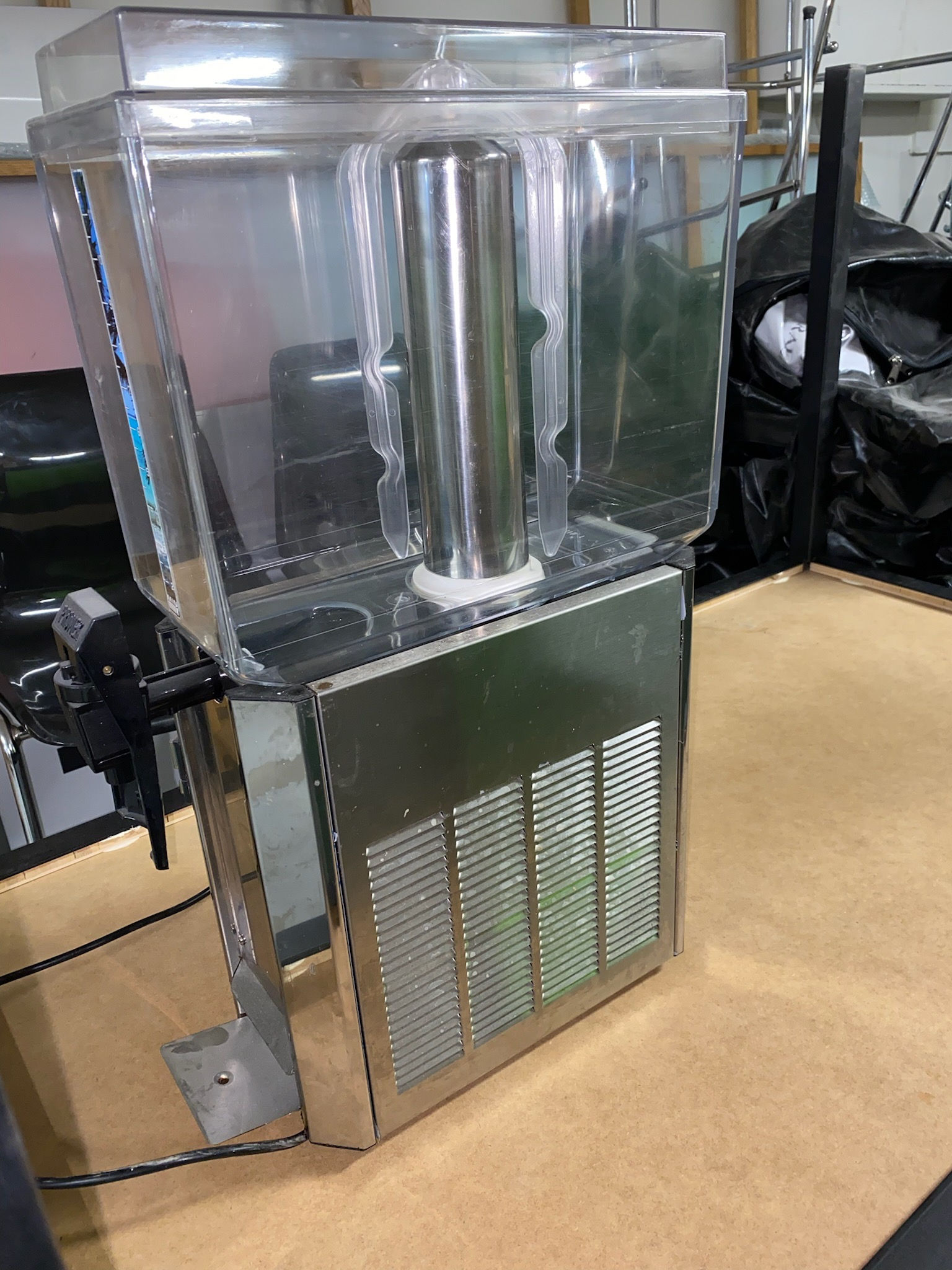 SELT - Djúsvél frá Promek