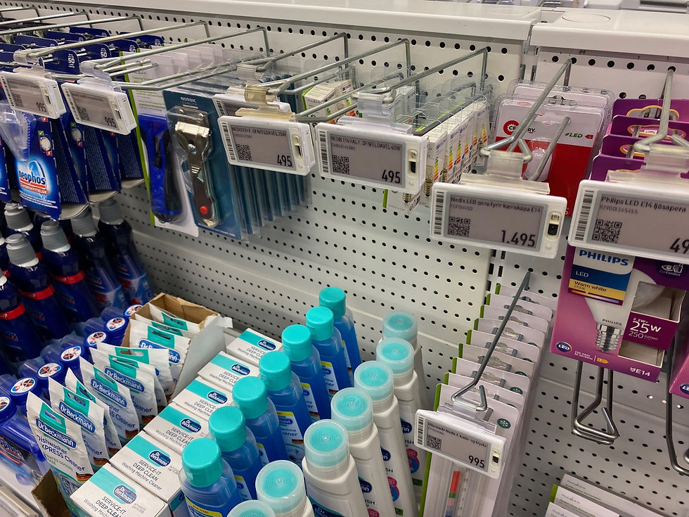 Thumbnail: SELT / SOLD Hillueiningar, H140 x B120/90 sm.