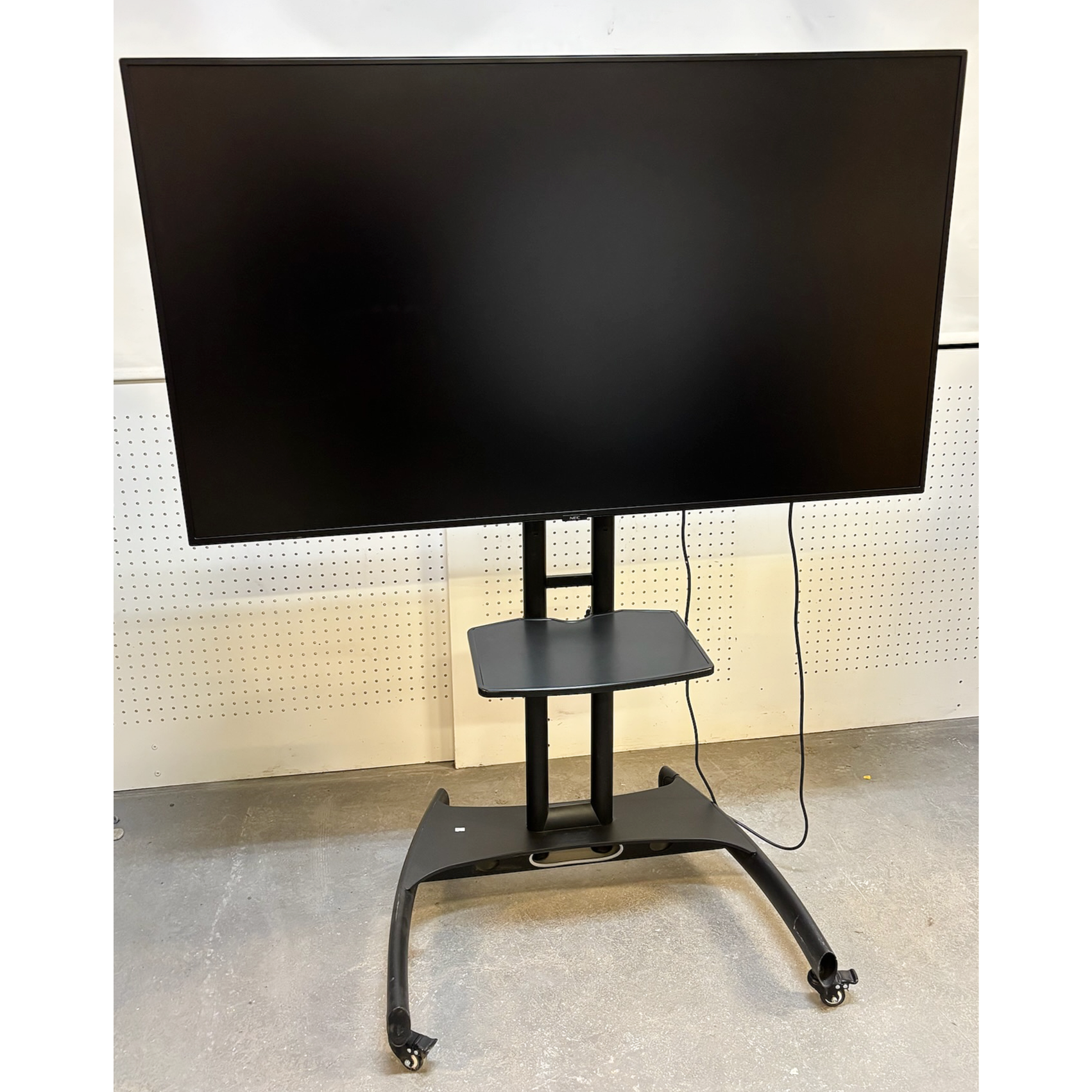 NEC upplýsingaskjár á gólfstandi á hjólum, 65'', 4K, 24/7