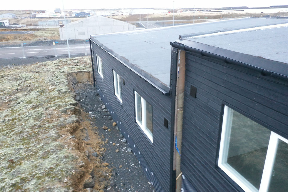 Thumbnail: SELT / SOLD    Timbureiningarhús 130 fm. til niðurtöku og flutnings. Grindavík