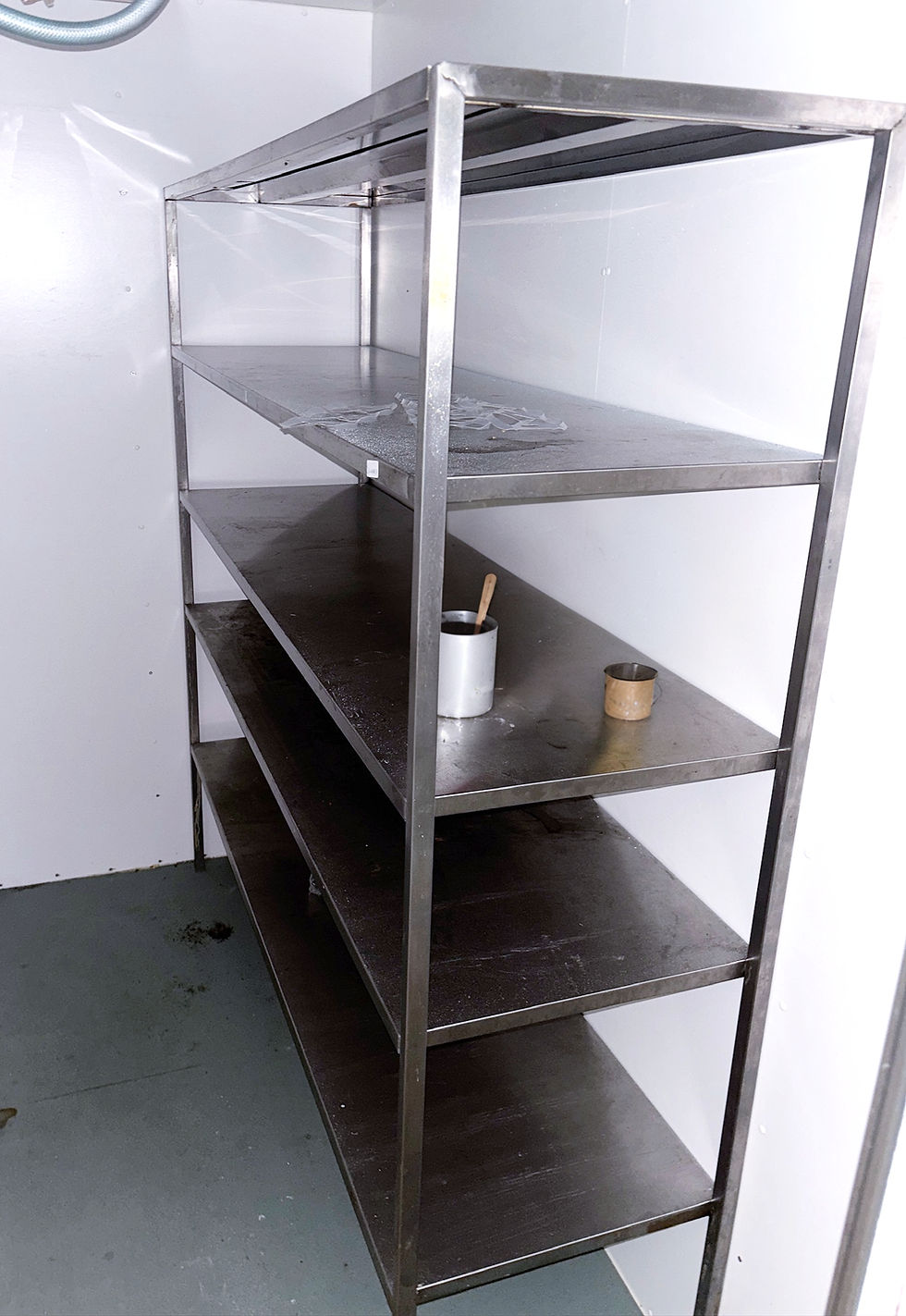 SELT / SOLD Ryðfrí hillueining, H180xB176xD51sm. | Efnisveitan