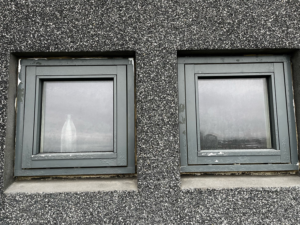 Thumbnail: SELT / SOLD - Gluggar - B59 x H59 sm. (2 stk.) opnanlegir.