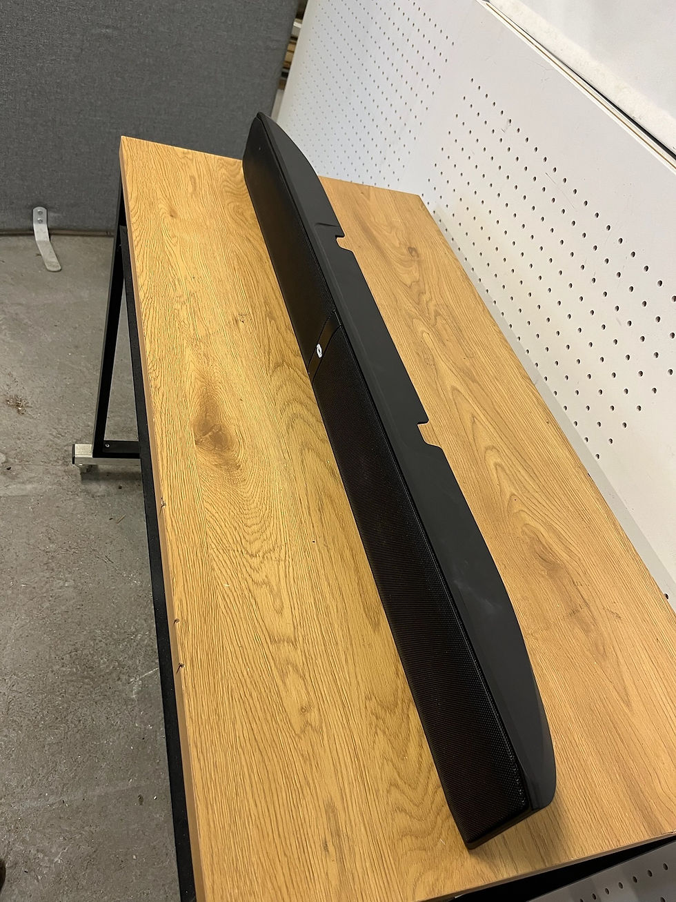 Thumbnail: Crestron Saros SB-200-P-B Soundbar, sjónvarps hátalari (3 stk.)