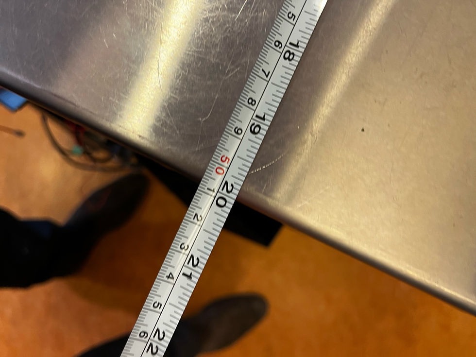 Thumbnail: SELT - Stálborð á hjólum