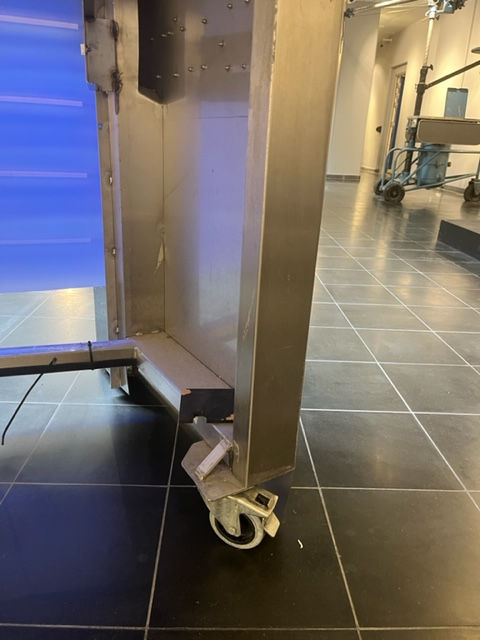 Thumbnail: SELT - Glæsilegt móttökuborð - stálgrind á hjólum