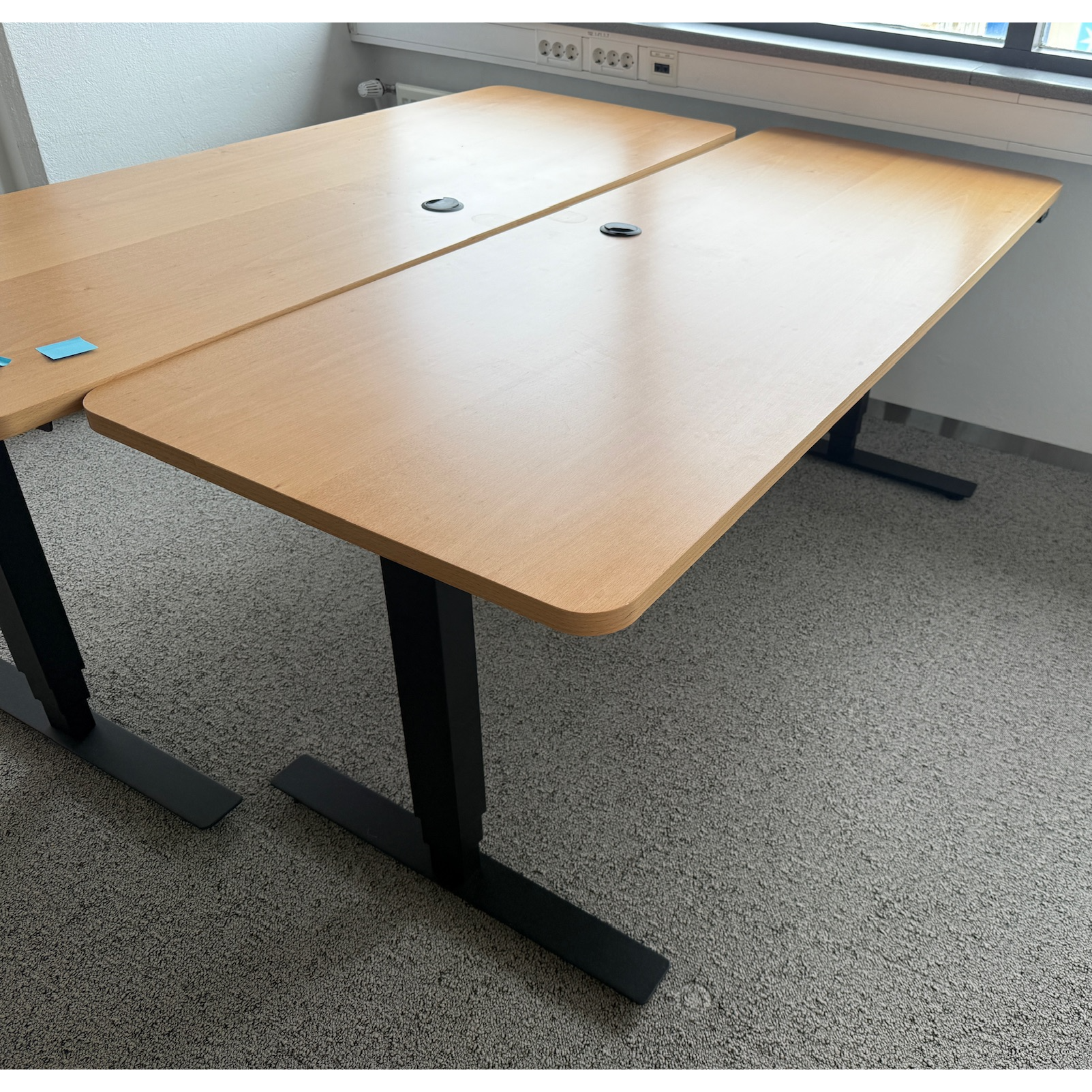 Rafmagnsborð frá Á. Guðmundsson, B180xD70sm. (2 stk.)