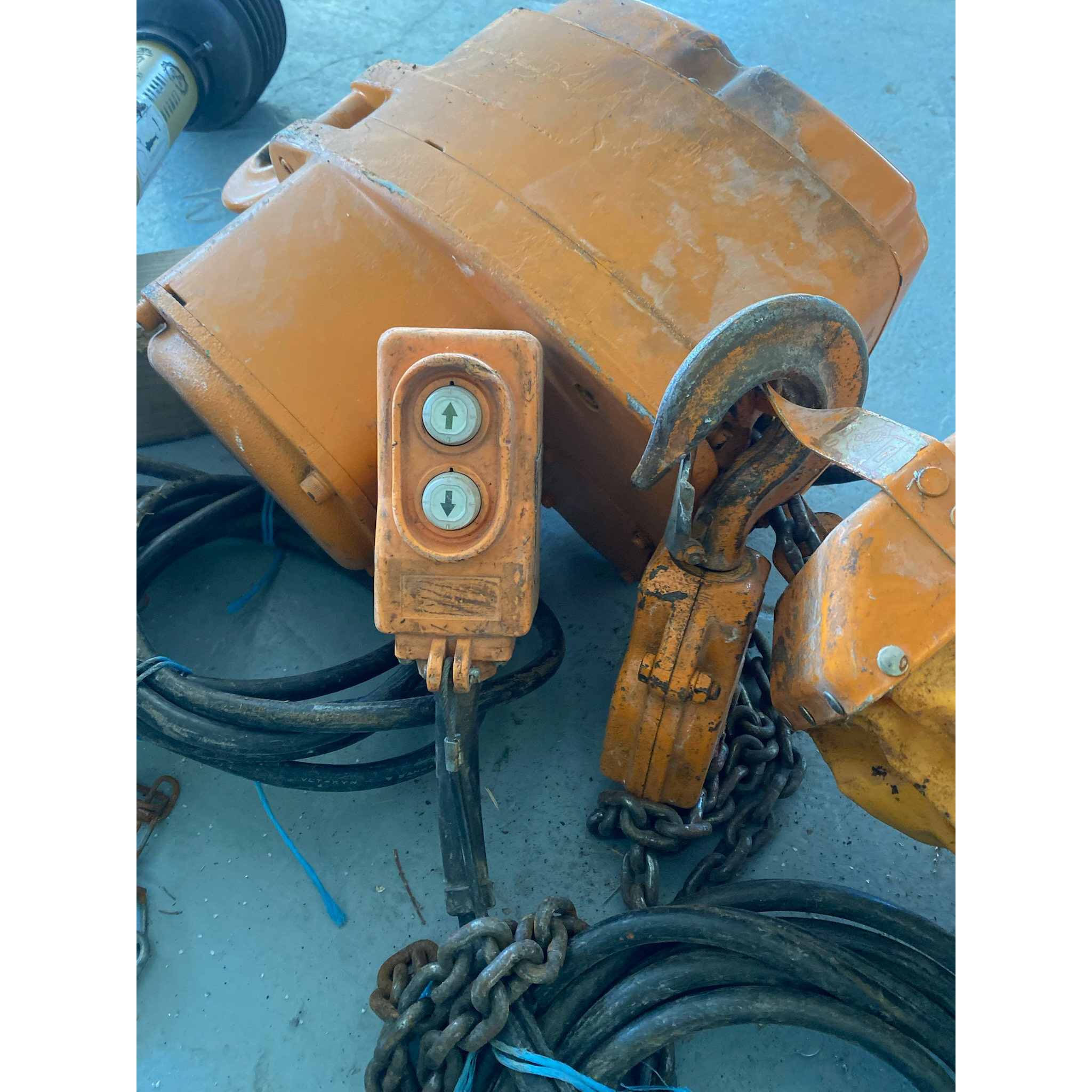 Kito rafmagnstalía, 1T