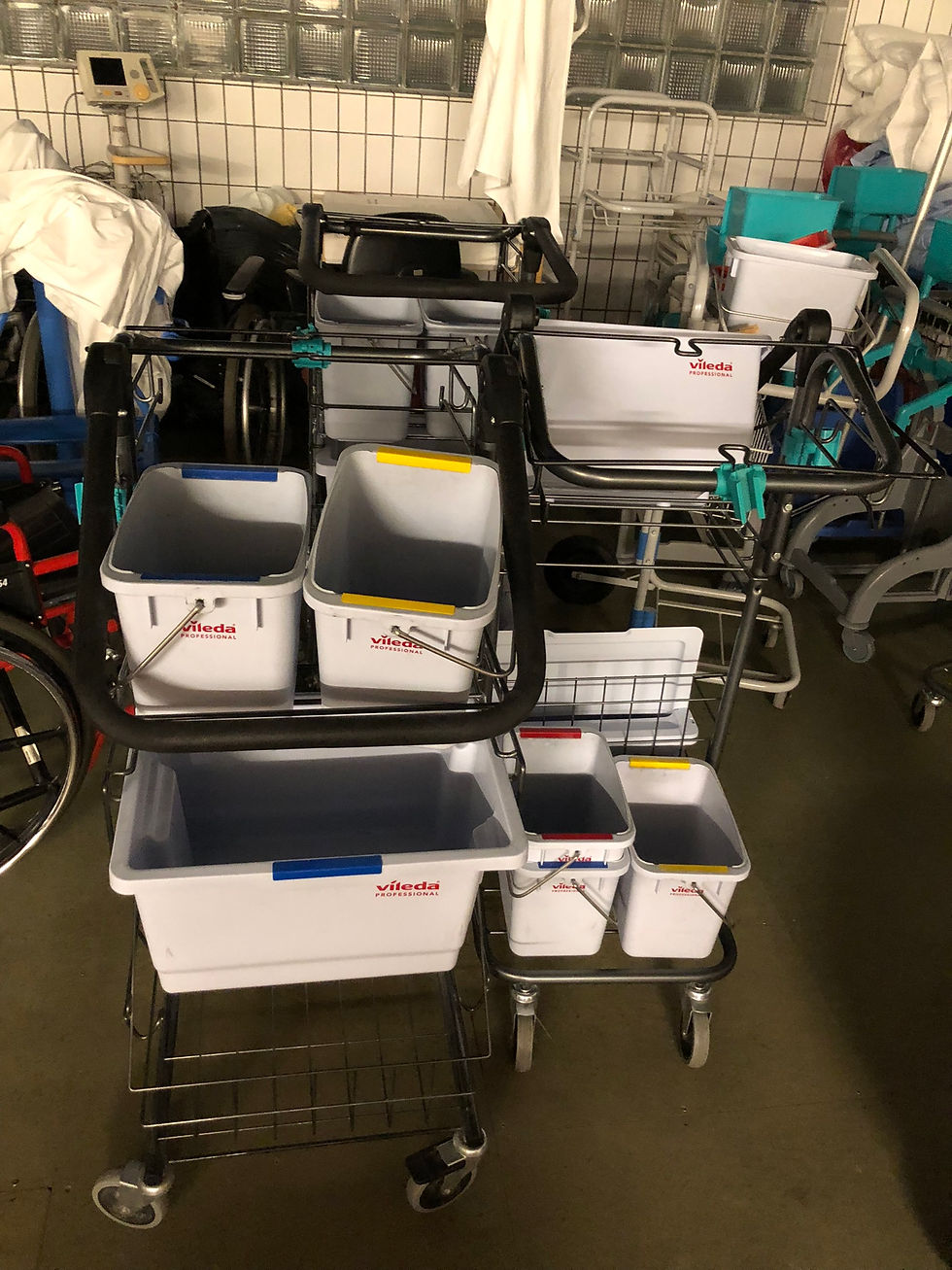 Thumbnail: Skúringavagnar - ræstivagnar - 8 stk.