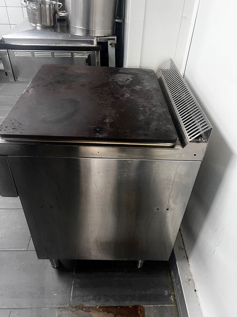 Thumbnail: SELT / SOLD - Dexion flatpanna - steikarpanna notuð - Verslunartæ