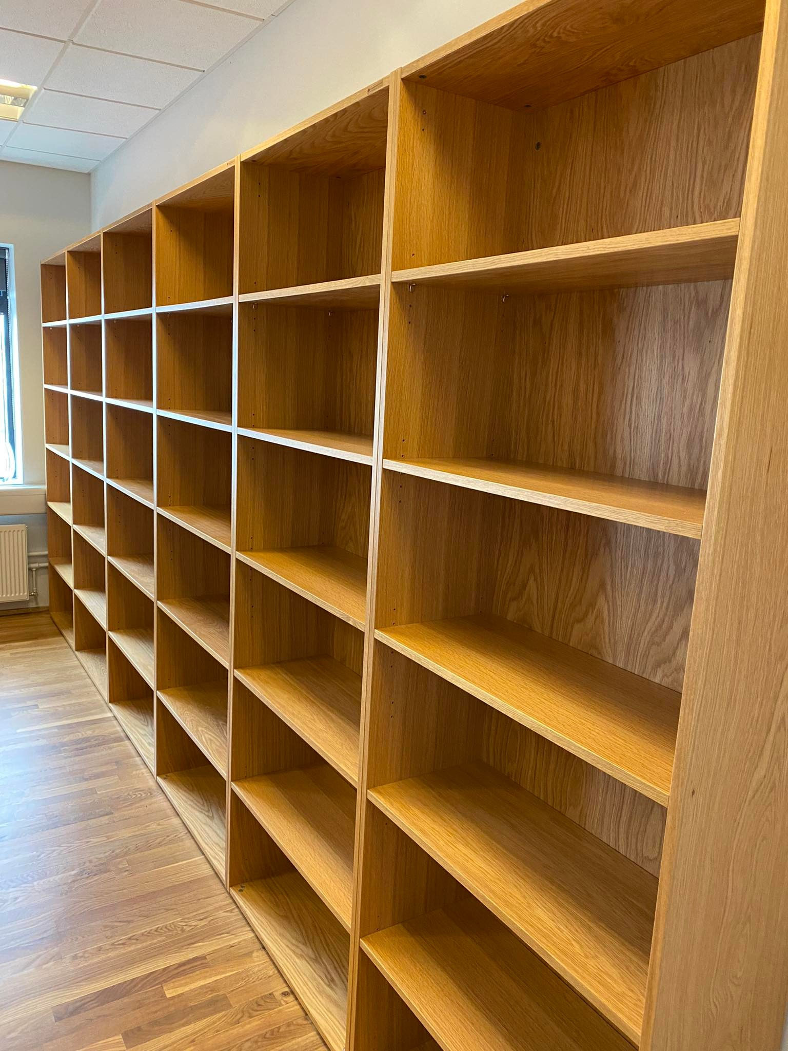 SELT - Eikarskápar frá ÁG